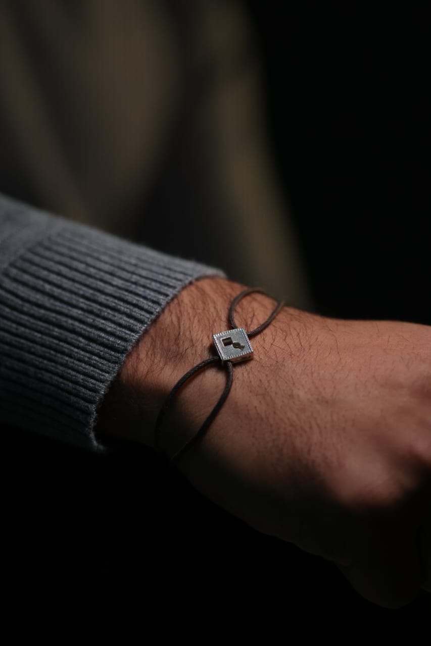 Cord Silver Square lock Bracelet